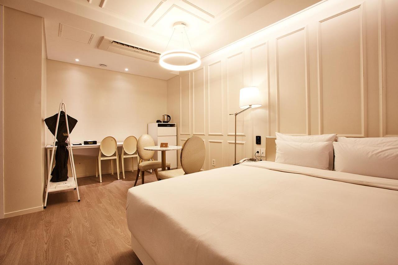 Hotel Wanted Incheon Eksteriør billede