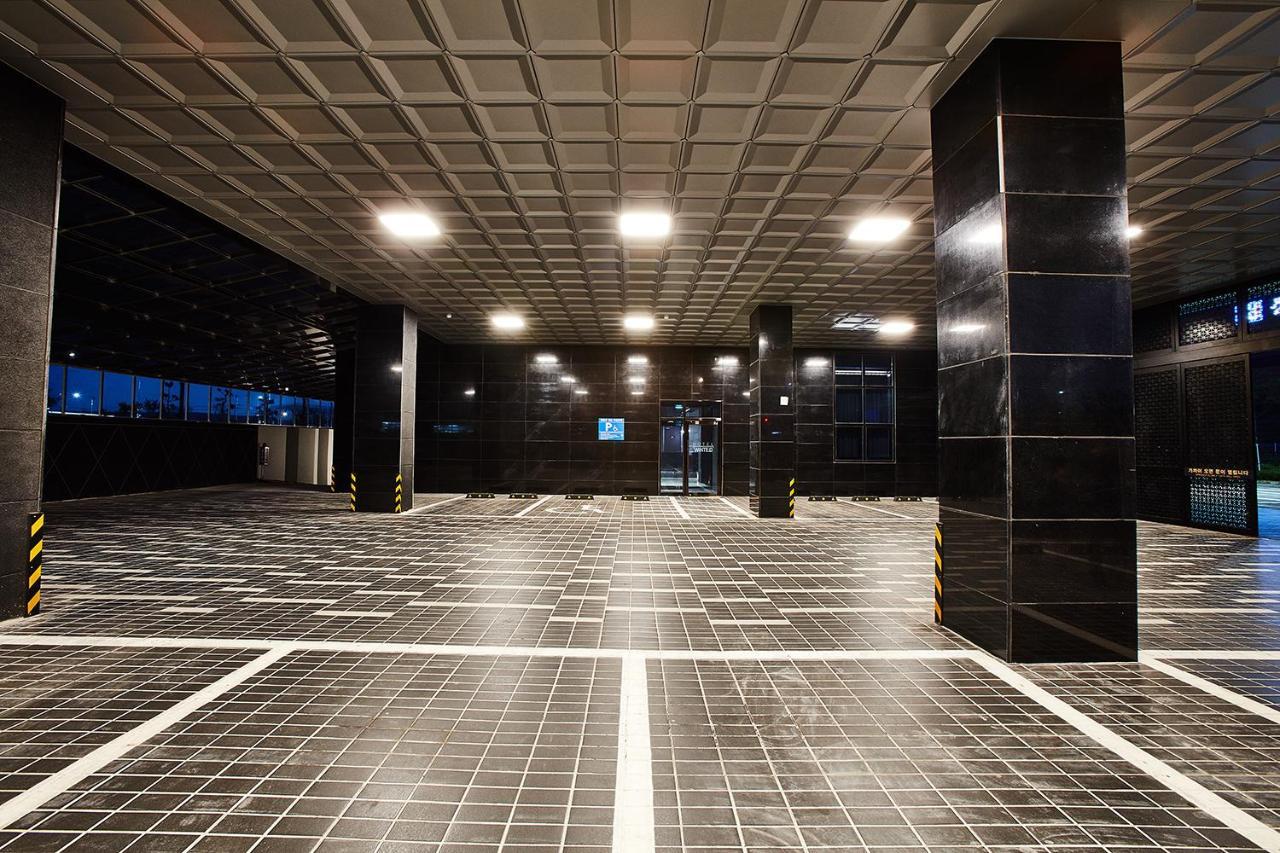 Hotel Wanted Incheon Eksteriør billede